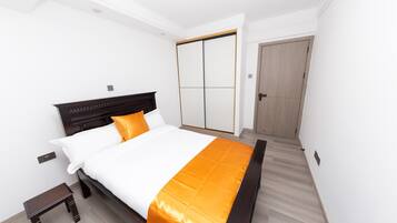 2 bedrooms, WiFi, bed sheets