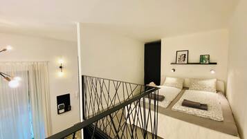 2 bedrooms, desk, iron/ironing board, free WiFi