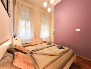 1 chambre, bureau, fer et planche à repasser, Wi-Fi gratuit