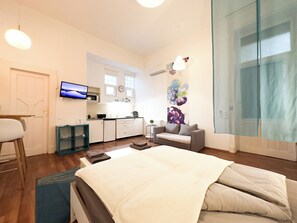 1 bedroom, iron/ironing board, free WiFi, bed sheets