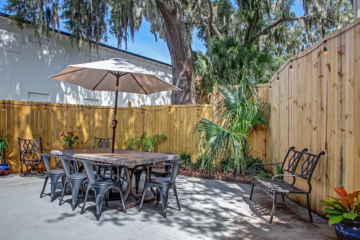 Photo 43 of Coco's Uptown Funky Cabana-Walk to Downtown