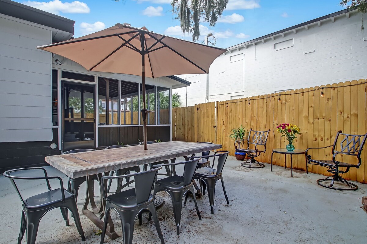 Photo 42 of Coco's Uptown Funky Cabana-Walk to Downtown