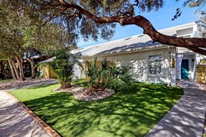 Exterior - Havana Cabana- Close to Beach & Restaurants (St. Augustine)