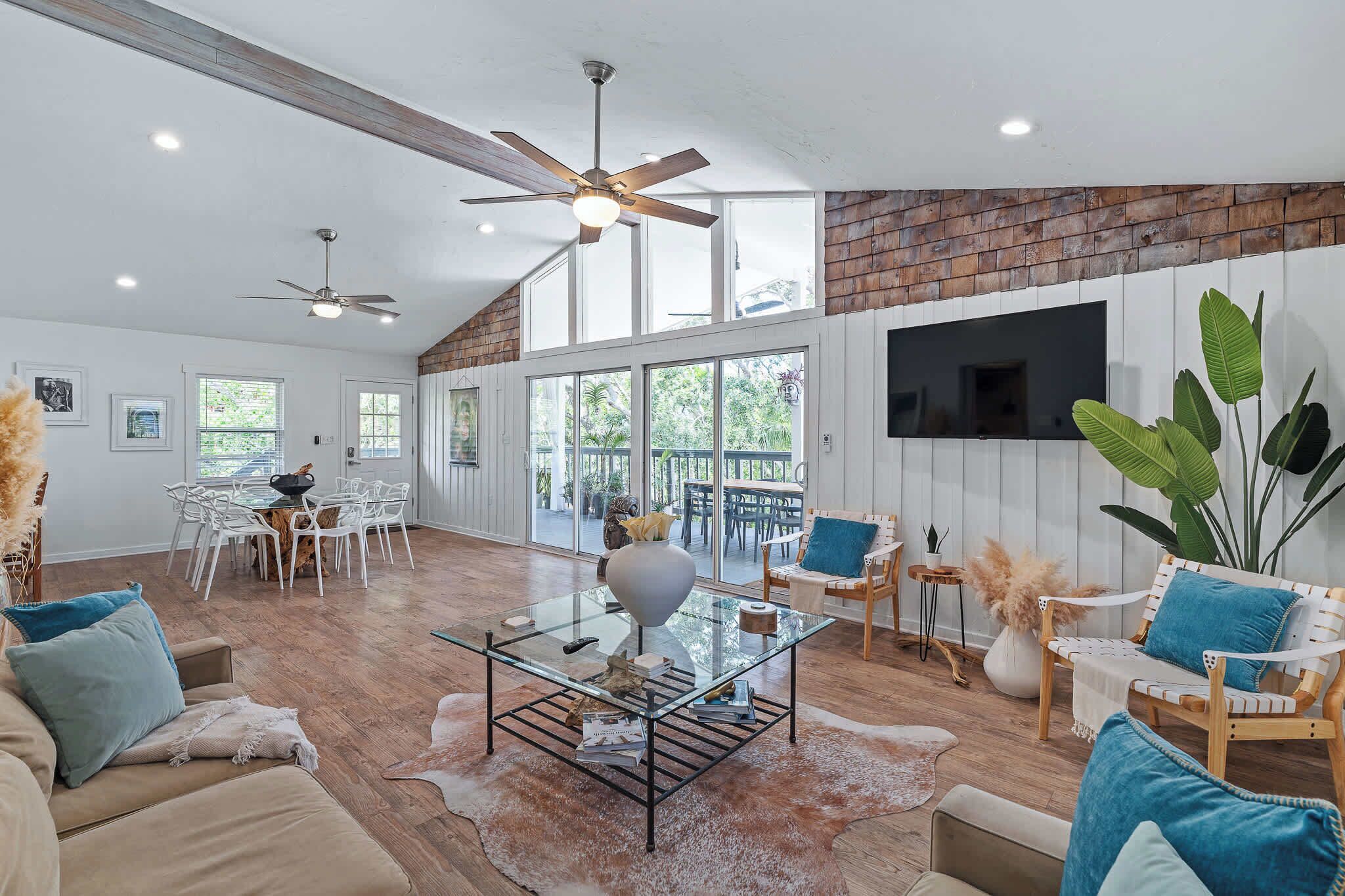 Beachside Cabana L Heated Pool L Walk To Beach - Vilano Beach, FL