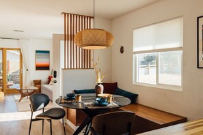 Dining - Cozy Desert Oasis with Hot Tub and Pool (Joshua Tree)