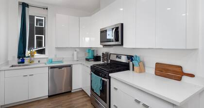 Luminousness Reflection 4B2.5B Home