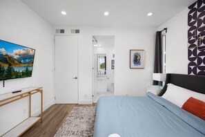 4 soverom, strykejern/-brett, wi-fi (inkludert) og sengetøy