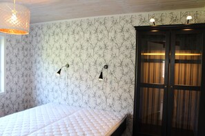 2 camere, culla da viaggio, Wi-Fi gratuito