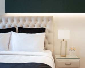 4 Schlafzimmer, Schreibtisch, Bügeleisen/Bügelbrett, Reisekinderbett
