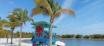 Centrally located Family-business Home