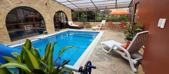 Exceptional sweet villa Raquel fireplace and oven