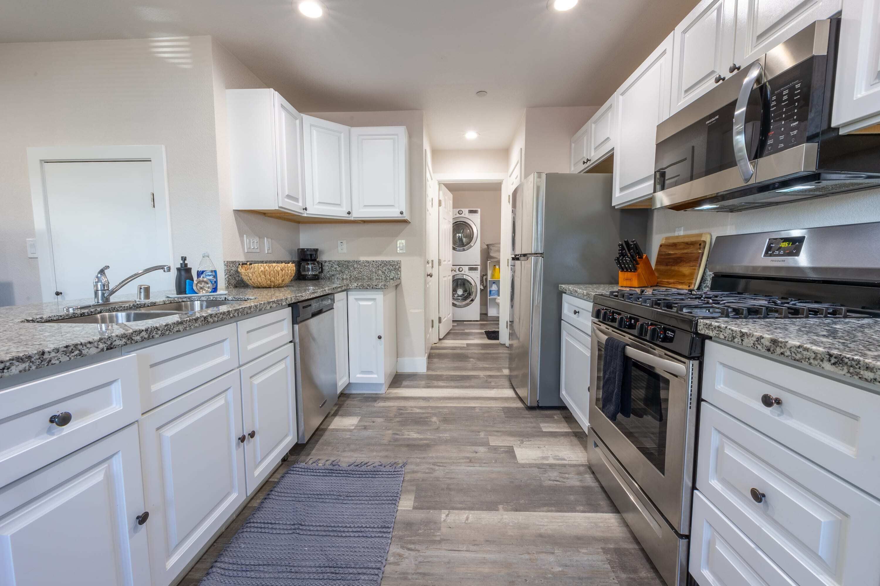 The Oak House Foosball\/Pets\/ModernArt\/Getaway\/4bd