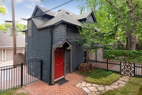 Enjoy the cutest carriage house in the whole Twin Cities. Have your own little home nestled in the Historic District; it has everything you need.