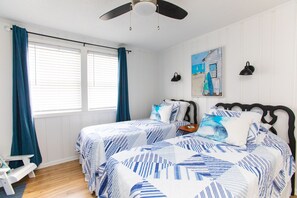 2 bedrooms, desk, free WiFi, bed sheets