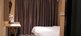 Xingelin Business Hotel