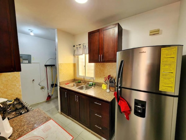 Apartment, Berbilang Katil | Dapur peribadi | Peti sejuk, ketuhar gelombang mikro, ketuhar, dapur