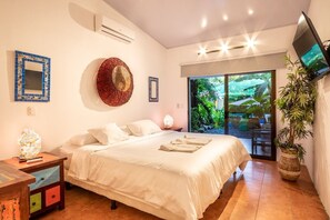 15 bedrooms, in-room safe, desk, iron/ironing board