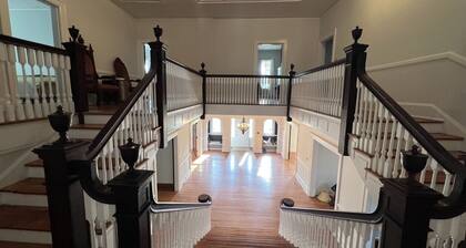 The Governors Mansion in Clarksdale Mississippi. A Step Back in Time