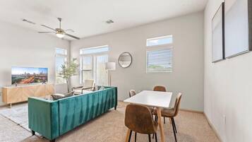 Télévision, espaces bureaux