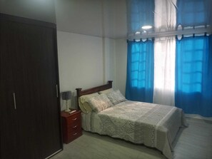 2 bedrooms, desk, iron/ironing board, free WiFi - Casa Nueva Primero de Mayo (Palmira)
