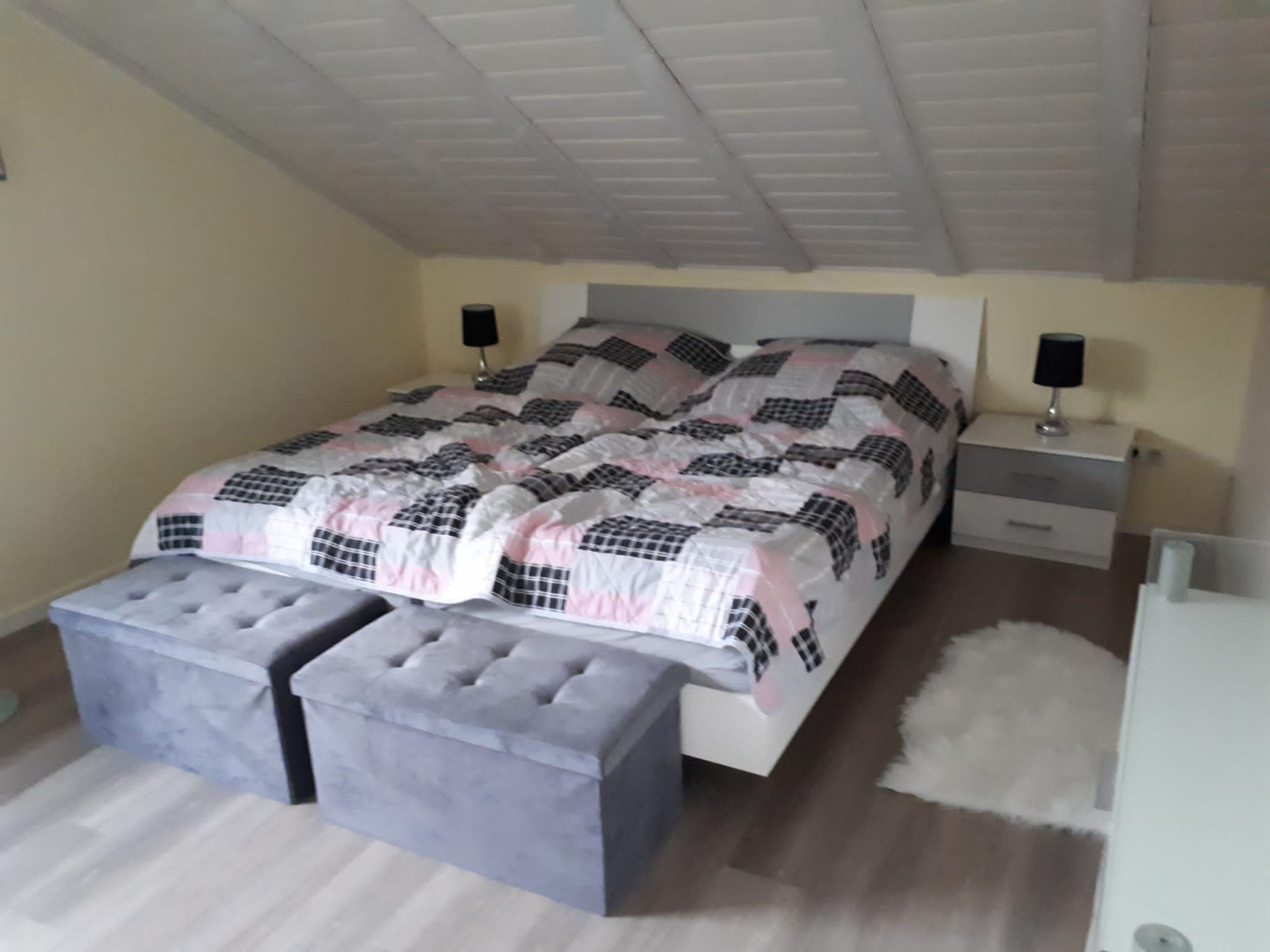 2 Schlafzimmer, kostenloses WLAN, Bettwäsche