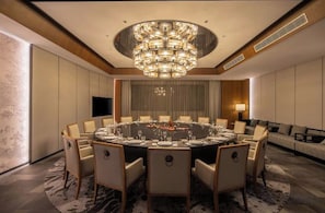 Unclassified image, 3 of 57, button - Yingzhouyuan Hotel (Huili)