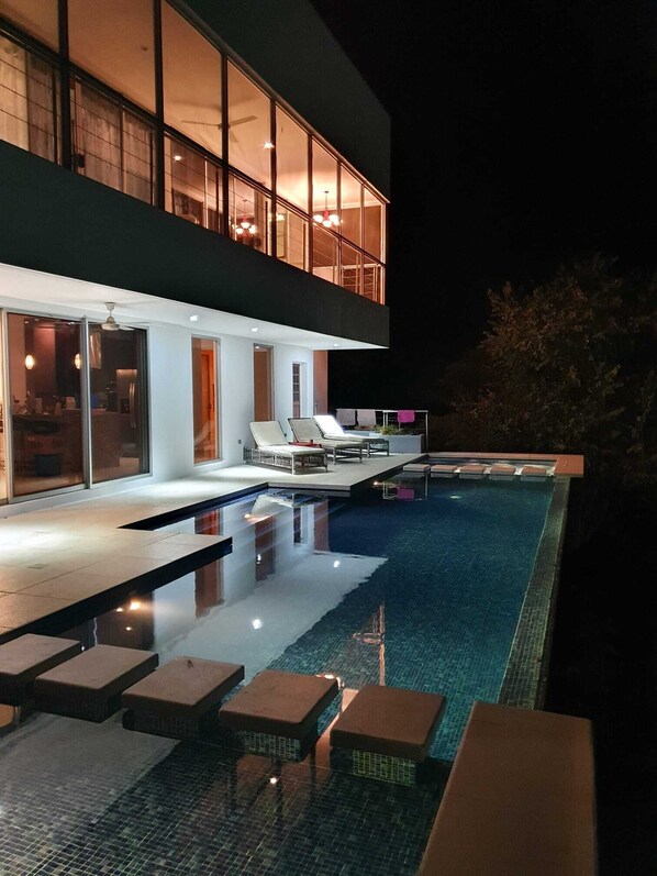 Outdoor pool - CASA COLINA (Villareal)