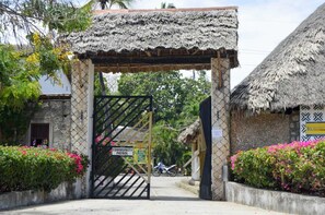 Property entrance - Makuti villas apartment's (Kilifi)