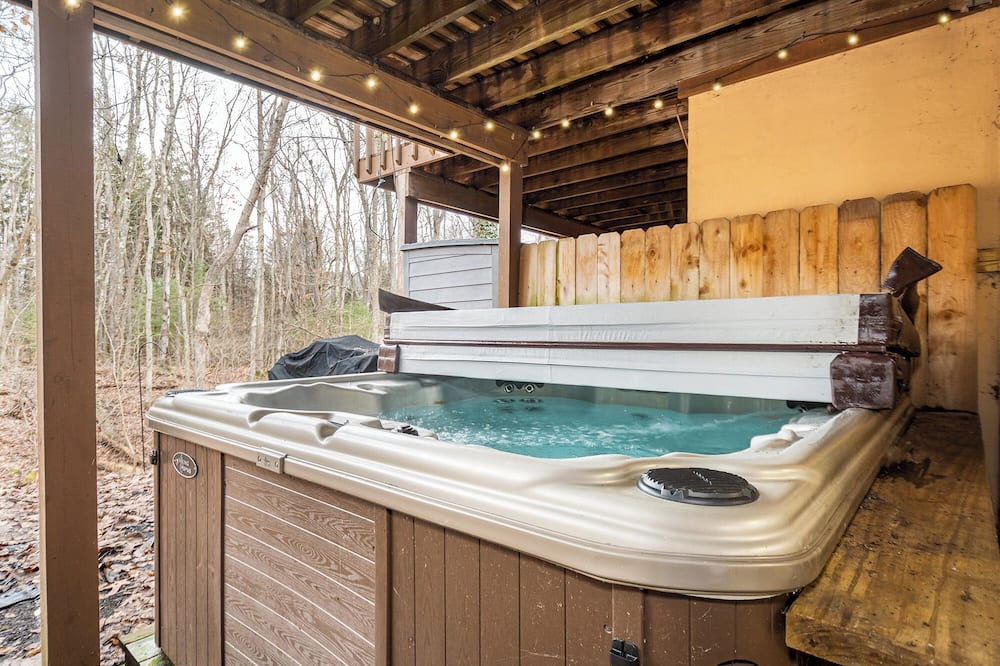 Laurel Brook 39 by Taylor Made Deep Creek - Garrett County, MD