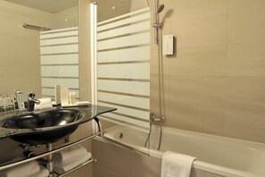 Bathroom - Fletcher Hotel Restaurant Weert (Weert)