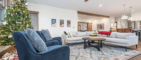 House (4 Bedrooms) | Property amenity