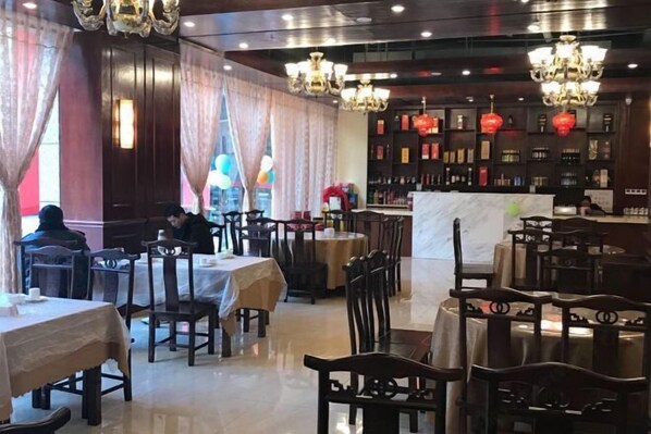 Restaurant - Dege Shandi Hotel (Dege)