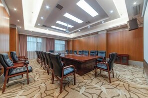 Unclassified image, 3 of 57, button - Chang Jin Hotel, Luxi (Luxi)