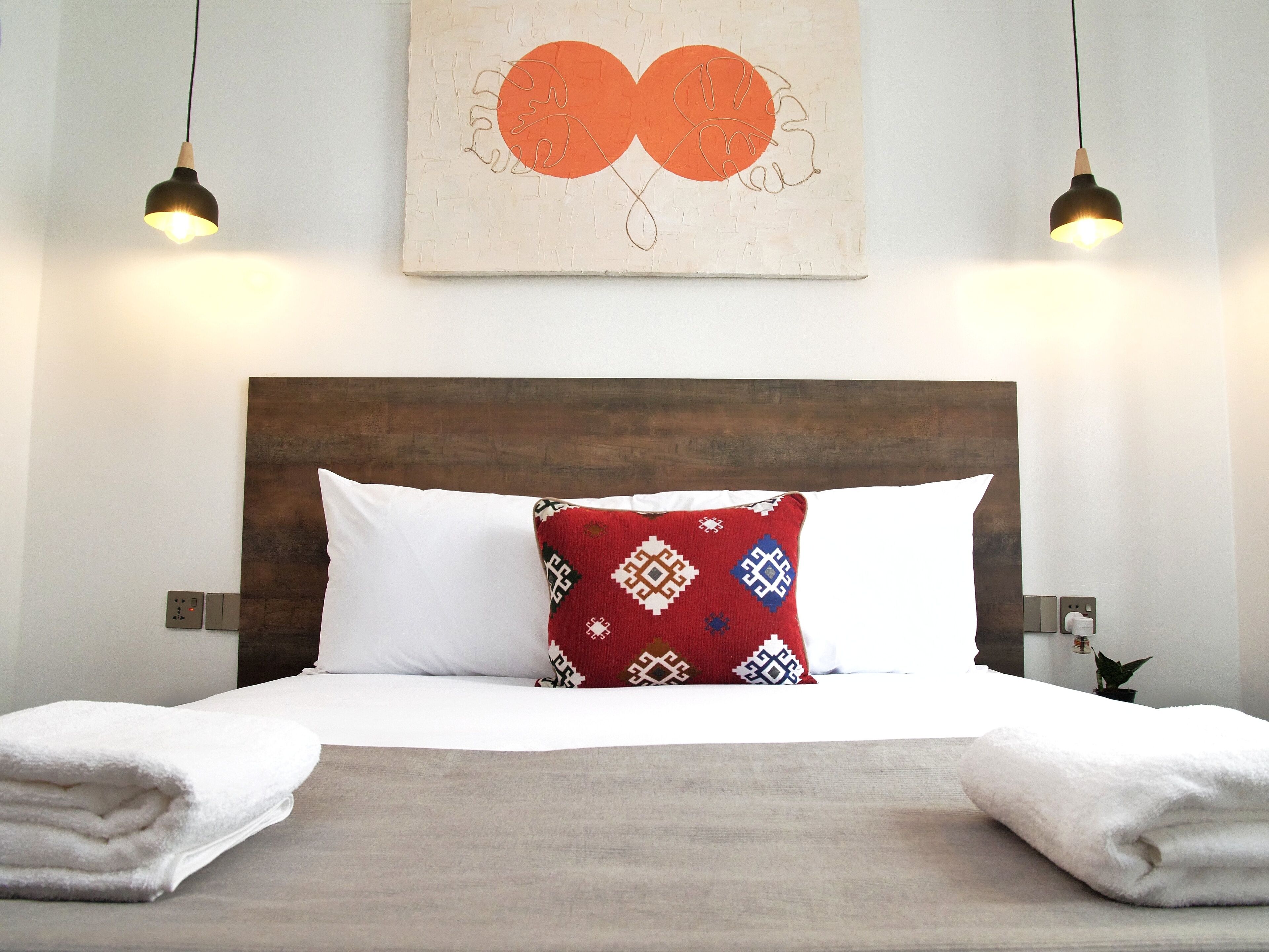 Desk, laptop workspace, iron/ironing board, free WiFi