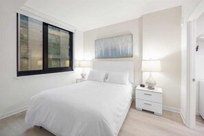 2 chambres, bureau, fer et planche à repasser, Wi-Fi gratuit