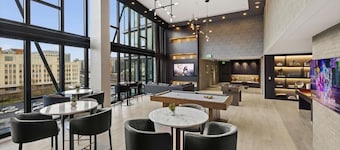 Visit DC Historic Sites | Keyless Entry & In-unit Laundry | NoMa