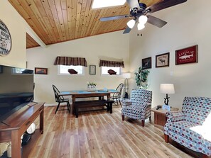 House (4 Bedrooms) | Property amenity - Summer Days Winter Nights by Taylor Made Deep Creek (Swanton)