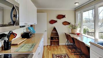 House (4 Bedrooms) | Property amenity