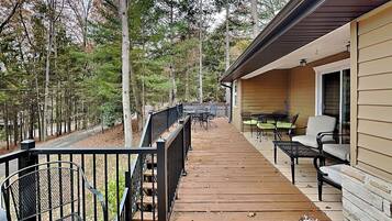 House (4 Bedrooms) | Property amenity