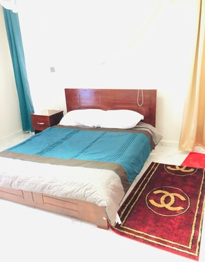 1 bedroom, desk, iron/ironing board, free WiFi - Comfortabe and mordern fully furnished apartments (Kampala)