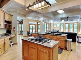 House (Multiple Bedrooms) | Property amenity