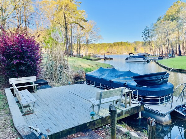 Property grounds - Lakefront Oconee Cottage with Hot Tub and Boat (Eatonton)
