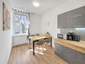 Dining - Apartment LUKAS 2 / city centre - opening April 2023 (Karlovy Vary)