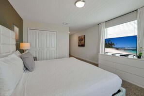 5 bedrooms, iron/ironing board, free WiFi, bed sheets