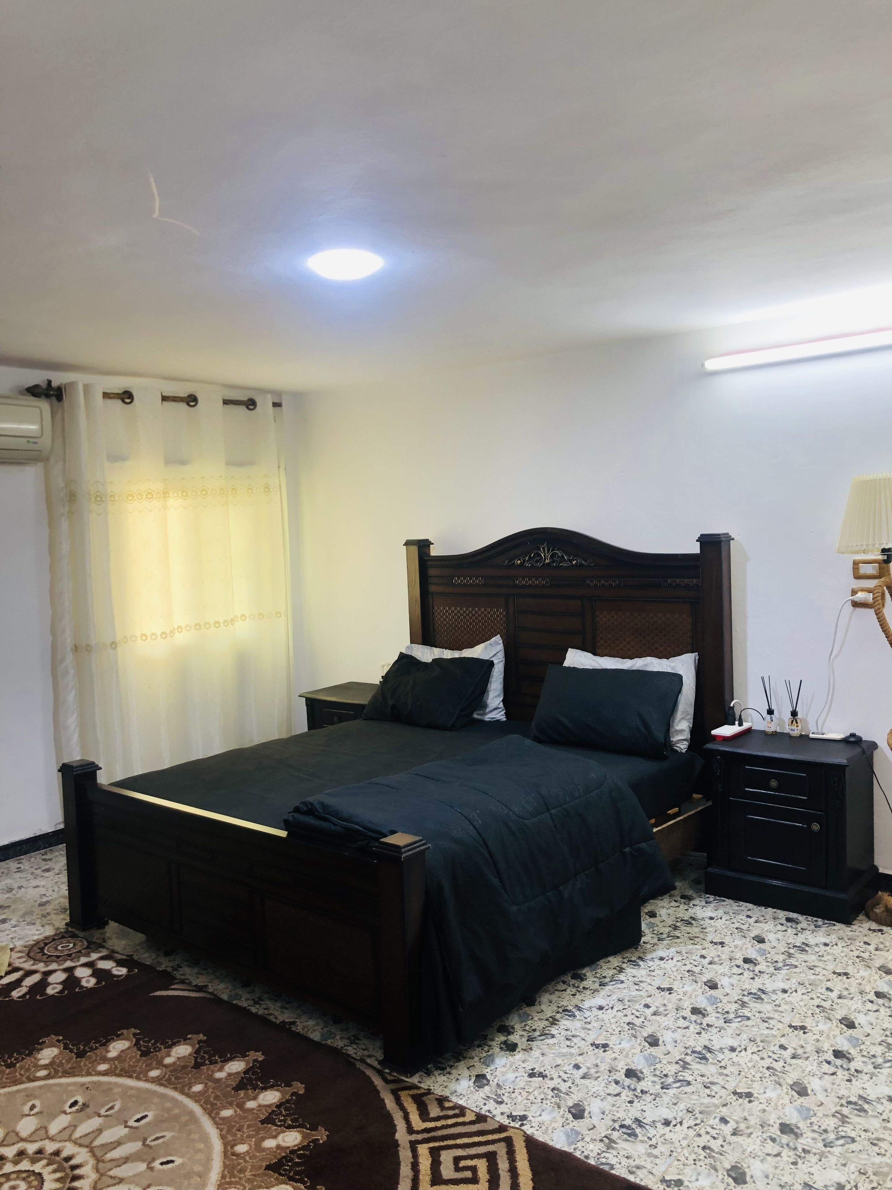 ซิตี้อพาร์ทเมนท์ | 2 ห้องนอน, เครื่องนอนระดับพรีเมียม, ผ้านวมขนเป็ด, เตียงเมมโมรีโฟม