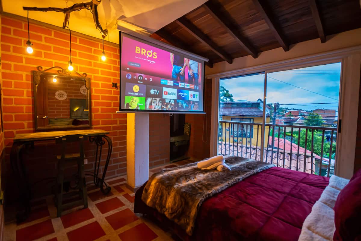 Design Room | 1 bedroom, free WiFi