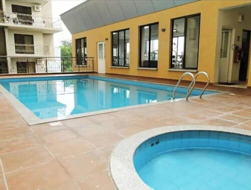 Your Basic but Comfy 3 Ensuite Bedroom Apartment