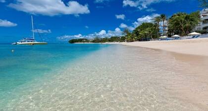 Ocean Pearl Cottage on the West Coast