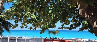 Ocean Pearl Cottage on the West Coast