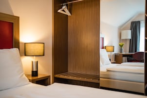 Superior Double Room | Soundproofing, free WiFi, bed sheets